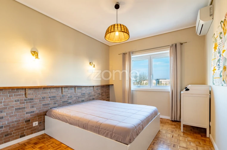 Apartamento T3 para Arrendamento em Cedofeita, Santo Ildefonso, Sé, Miragaia, São Nicolau e Vitória Foto 15