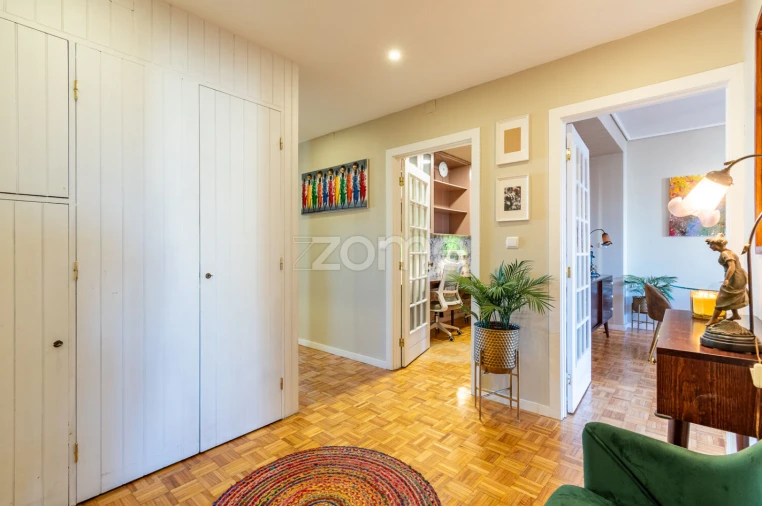 Apartamento T3 para Arrendamento em Cedofeita, Santo Ildefonso, Sé, Miragaia, São Nicolau e Vitória Foto 3