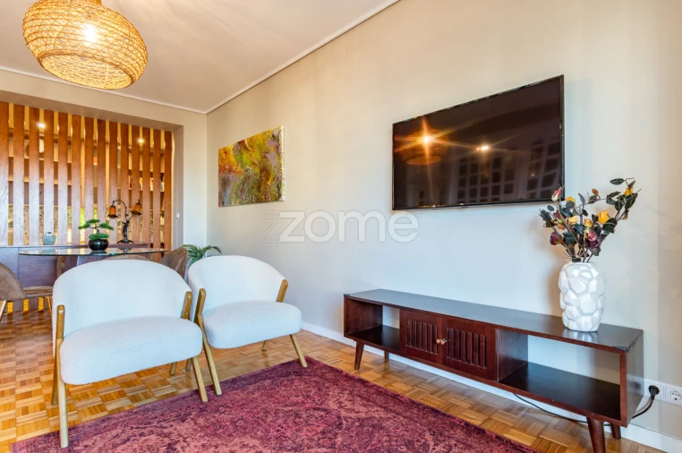 Apartamento T3 para Arrendamento em Cedofeita, Santo Ildefonso, Sé, Miragaia, São Nicolau e Vitória Foto 9