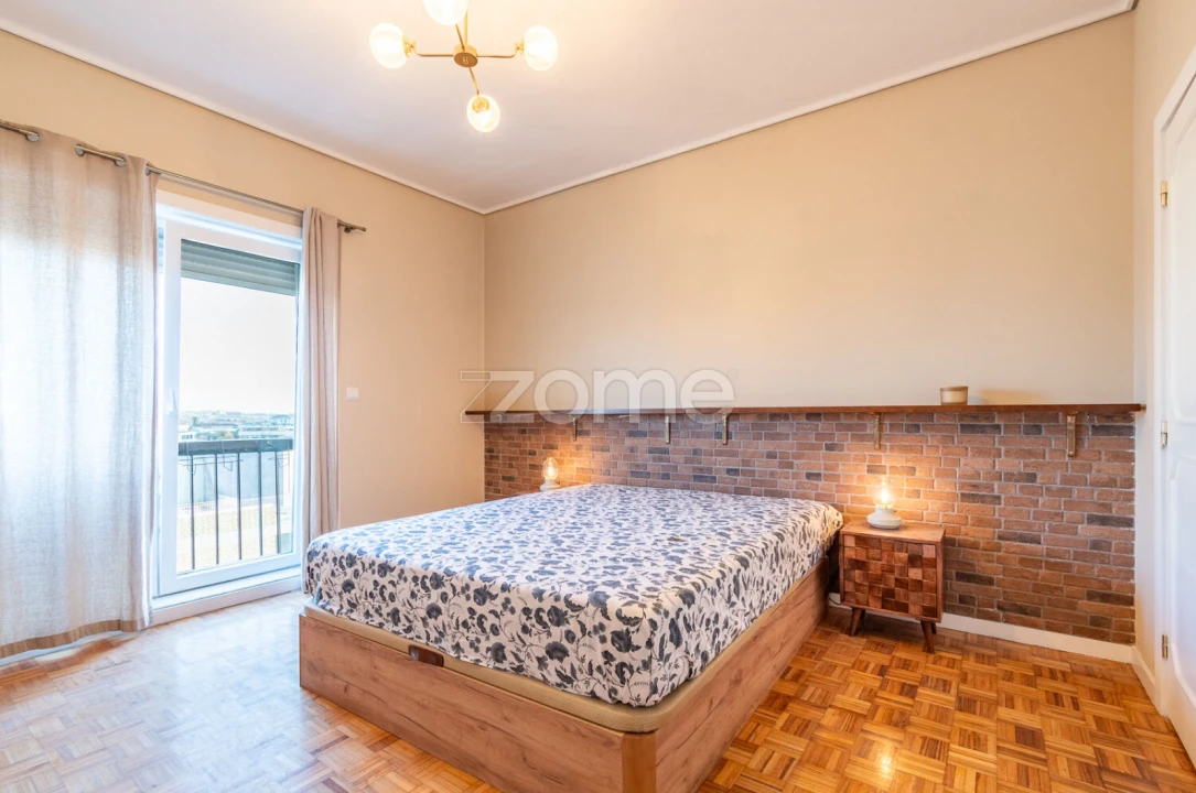 Apartamento T3 para Arrendamento em Cedofeita, Santo Ildefonso, Sé, Miragaia, São Nicolau e Vitória Foto 24