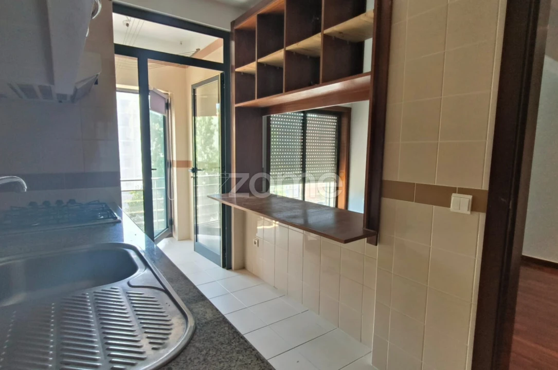 Apartamento T1 para Venda em Valongo Foto 9