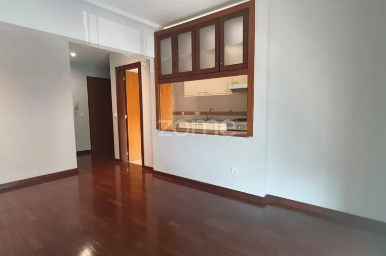 Apartamento T1 para Venda em Valongo Foto 6