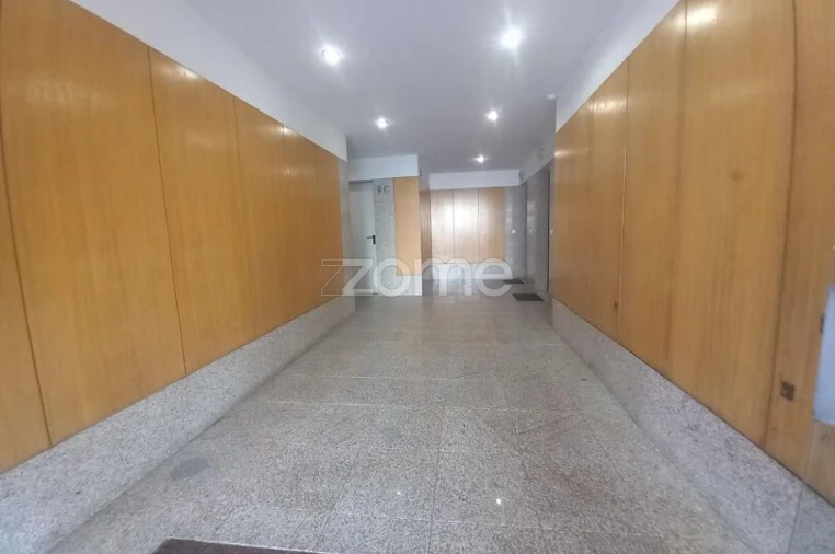 Apartamento T1 para Venda em Valongo Foto 3