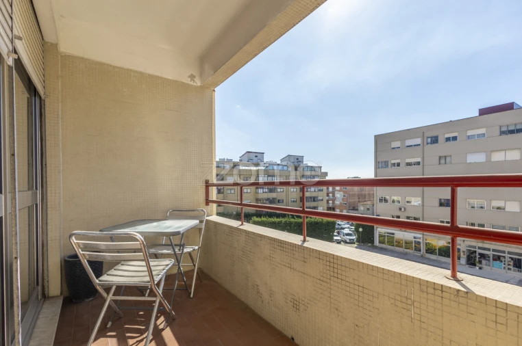 Apartamento T3 para Venda em Custóias, Leça do Balio e Guifões Foto 9