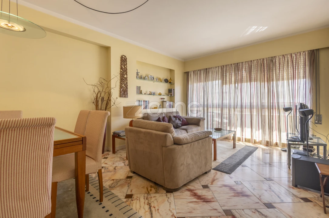 Apartamento T3 para Venda em Custóias, Leça do Balio e Guifões Foto 1