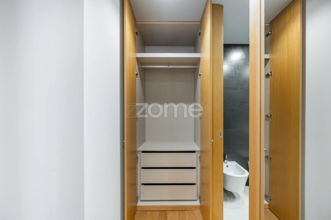 Apartamento T2 para Arrendamento em Paranhos Foto 20