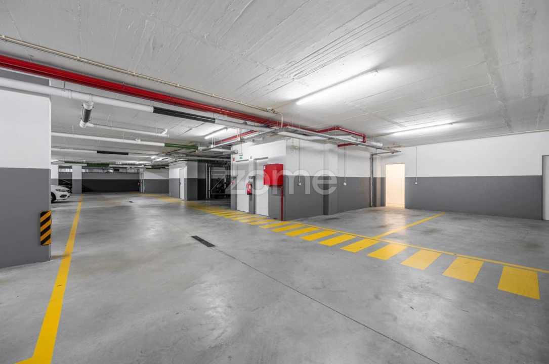 Apartamento T2 para Arrendamento em Paranhos Foto 24