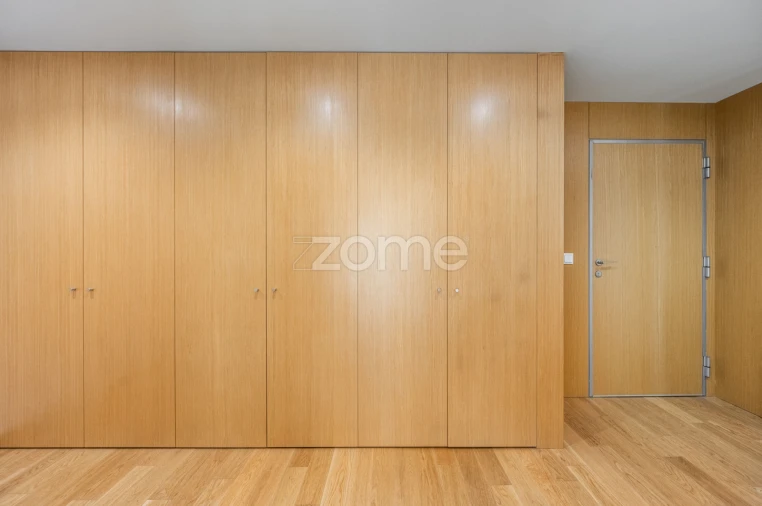 Apartamento T2 para Arrendamento em Paranhos Foto 11