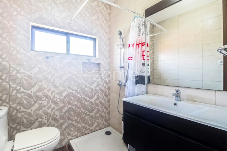 Moradia T4 para Venda em Campelo e Ovil Foto 30