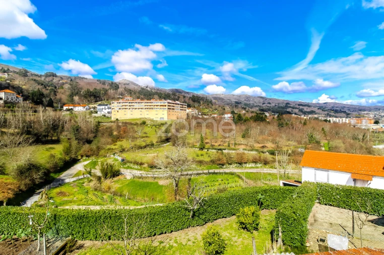 Moradia T4 para Venda em Campelo e Ovil Foto 49