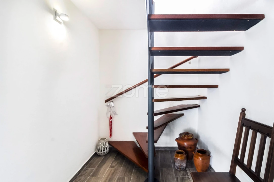 Moradia T4 para Venda em Campelo e Ovil Foto 19