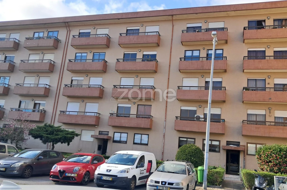 Apartamento T2 para Arrendamento em Rio Tinto Foto 1