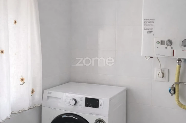 Apartamento T2 para Arrendamento em Rio Tinto Foto 4