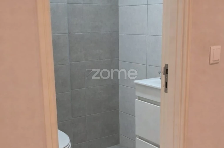 Apartamento T2 para Arrendamento em Rio Tinto Foto 5