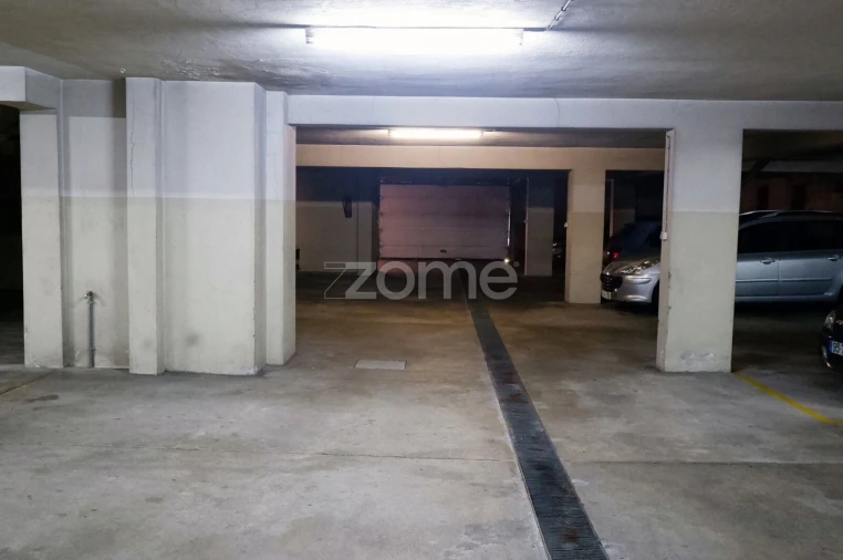 Apartamento T2 para Arrendamento em Rio Tinto Foto 15