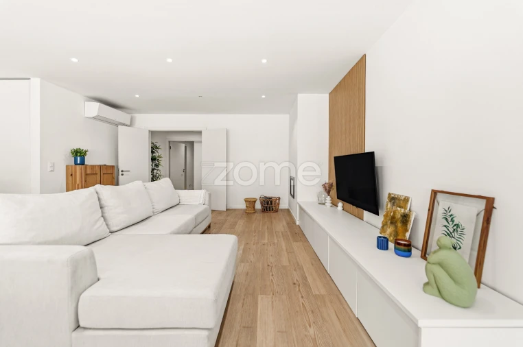 Apartamento T3 para Venda em Queluz e Belas