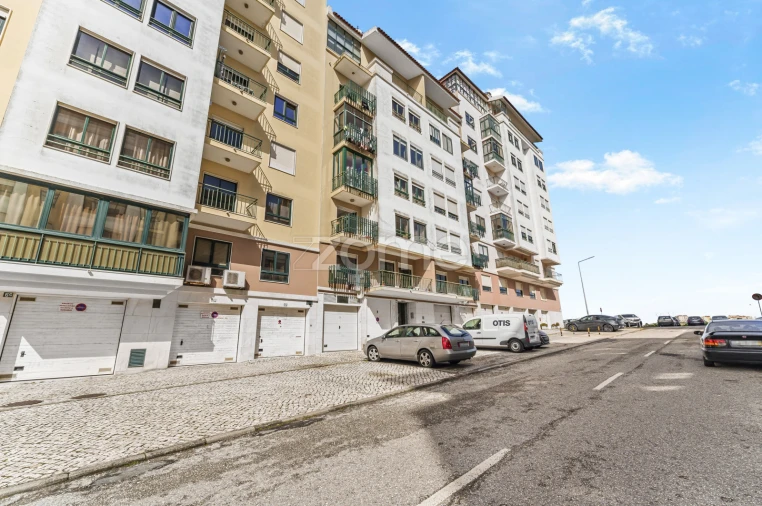 Apartamento T3 para Venda em Queluz e Belas Foto 25