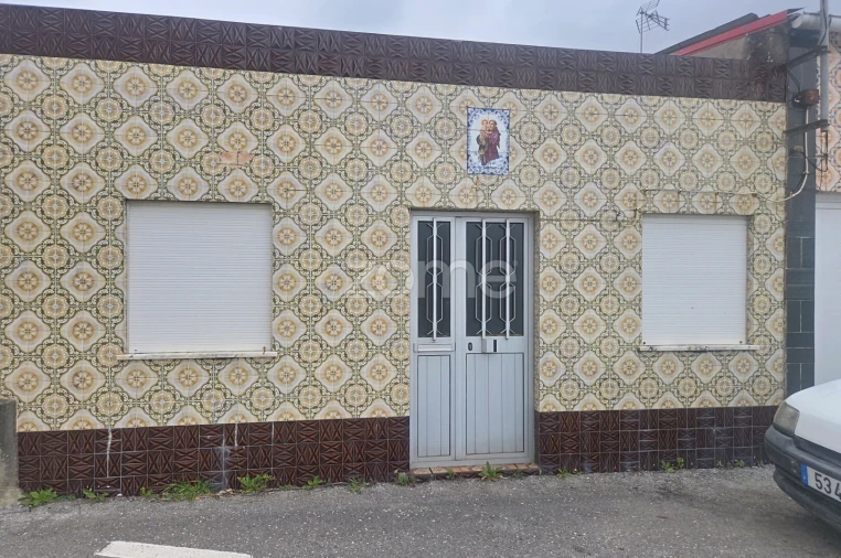 Moradia T2 para Venda em Lavos Foto 1