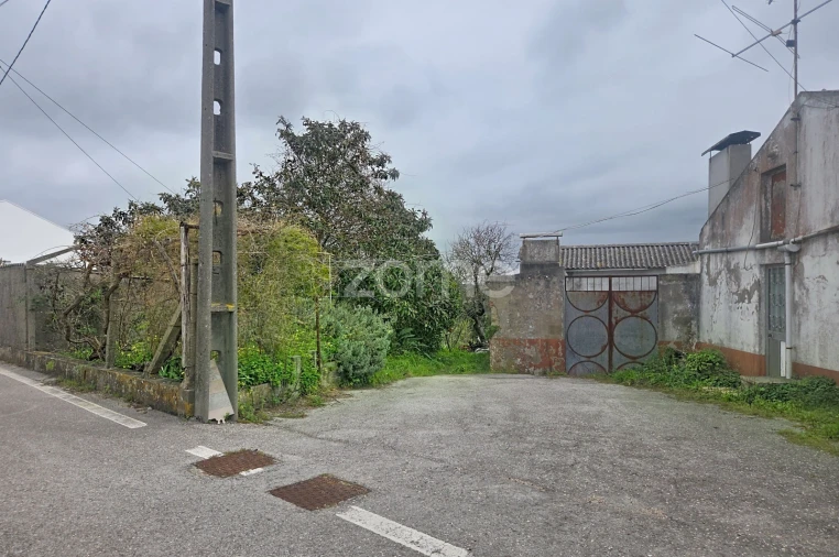 Moradia T2 para Venda em Lavos Foto 4