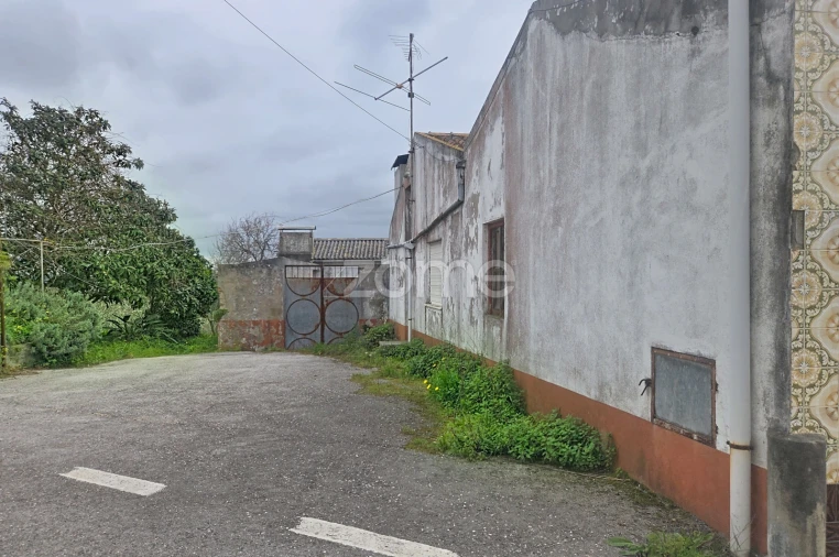 Moradia T2 para Venda em Lavos Foto 2