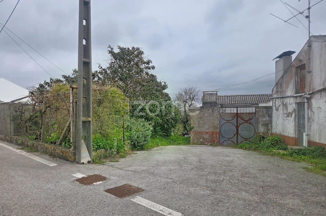 Moradia T2 para Venda em Lavos Foto 4