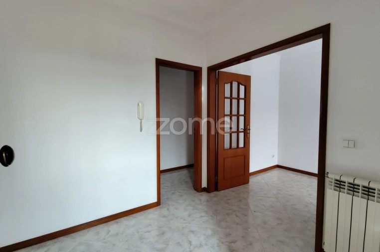 Apartamento T3 para Arrendamento em Pombal Foto 3