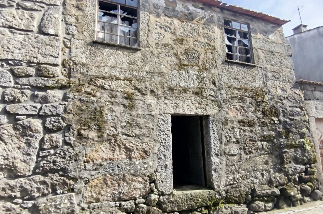 Moradia T3 para Venda em Lamosa Foto 5