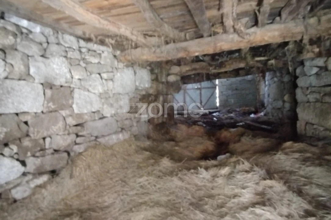 Moradia T3 para Venda em Lamosa Foto 15