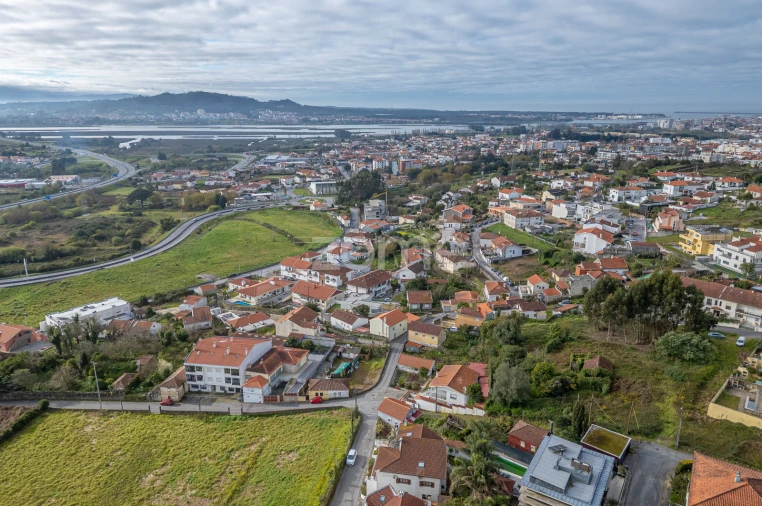 Terreno para Venda em Santa Maria Maior e Monserrate e Meadela Foto 9