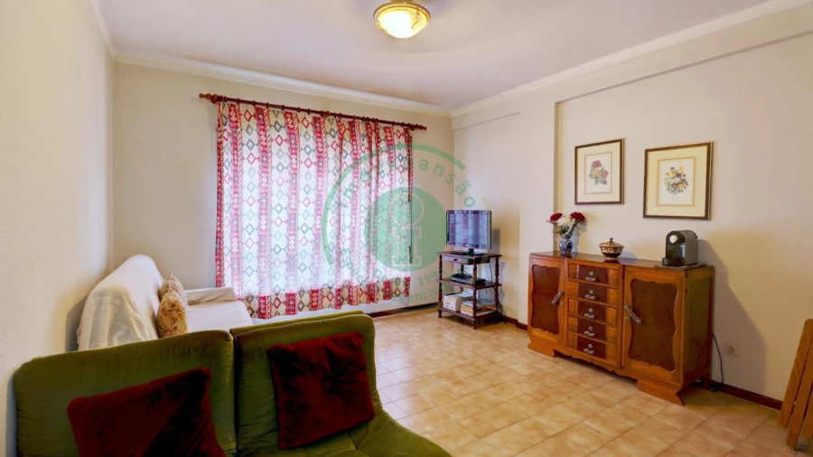 Apartamento T2 para Venda em Buarcos Foto 3