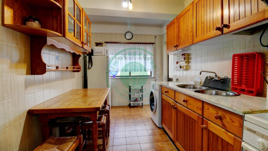 Apartamento T2 para Venda em Buarcos Foto 8