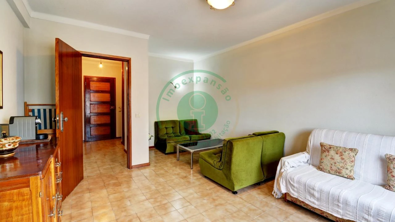 Apartamento T2 para Venda em Buarcos Foto 4