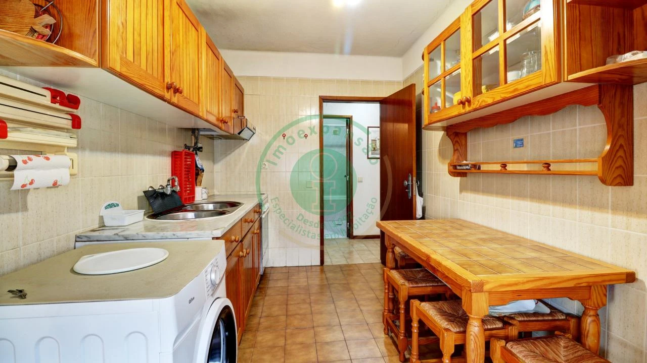 Apartamento T2 para Venda em Buarcos Foto 9