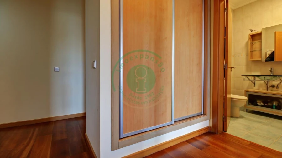 Apartamento T2 para Arrendamento em Tavarede Foto 13