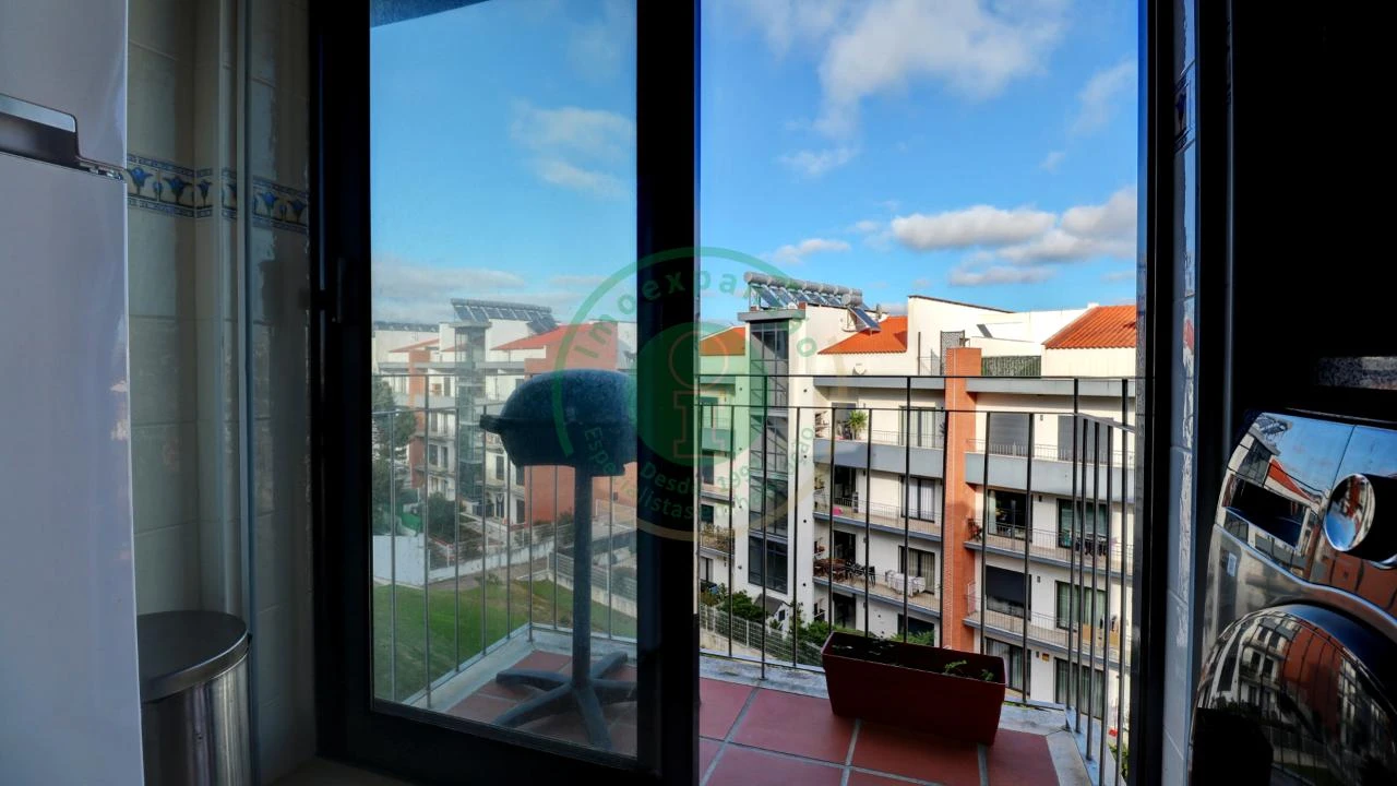 Apartamento T2 para Arrendamento em Tavarede Foto 2