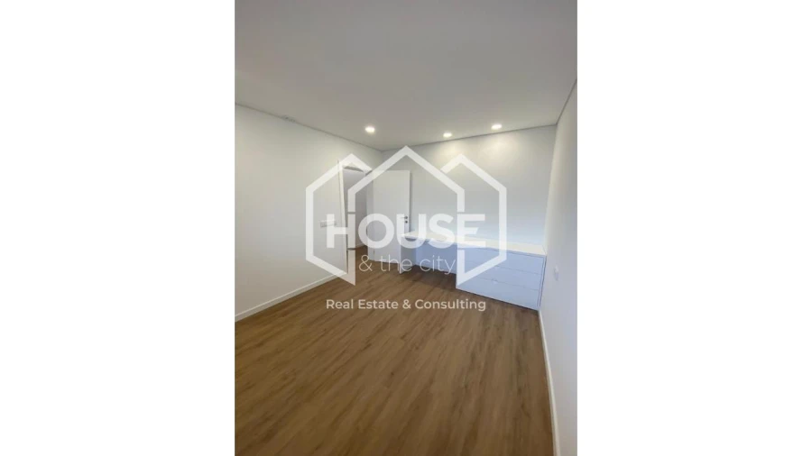 Apartamento T3 para Venda em Vagos e Santo António Foto 12