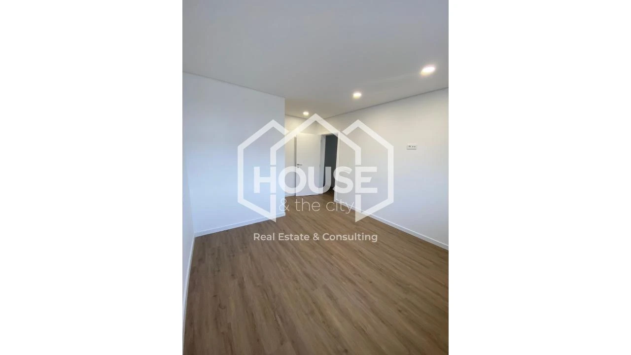 Apartamento T3 para Venda em Vagos e Santo António Foto 6