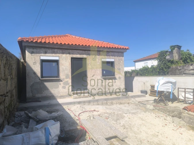 Moradia T1 para Venda em Darque Foto 6