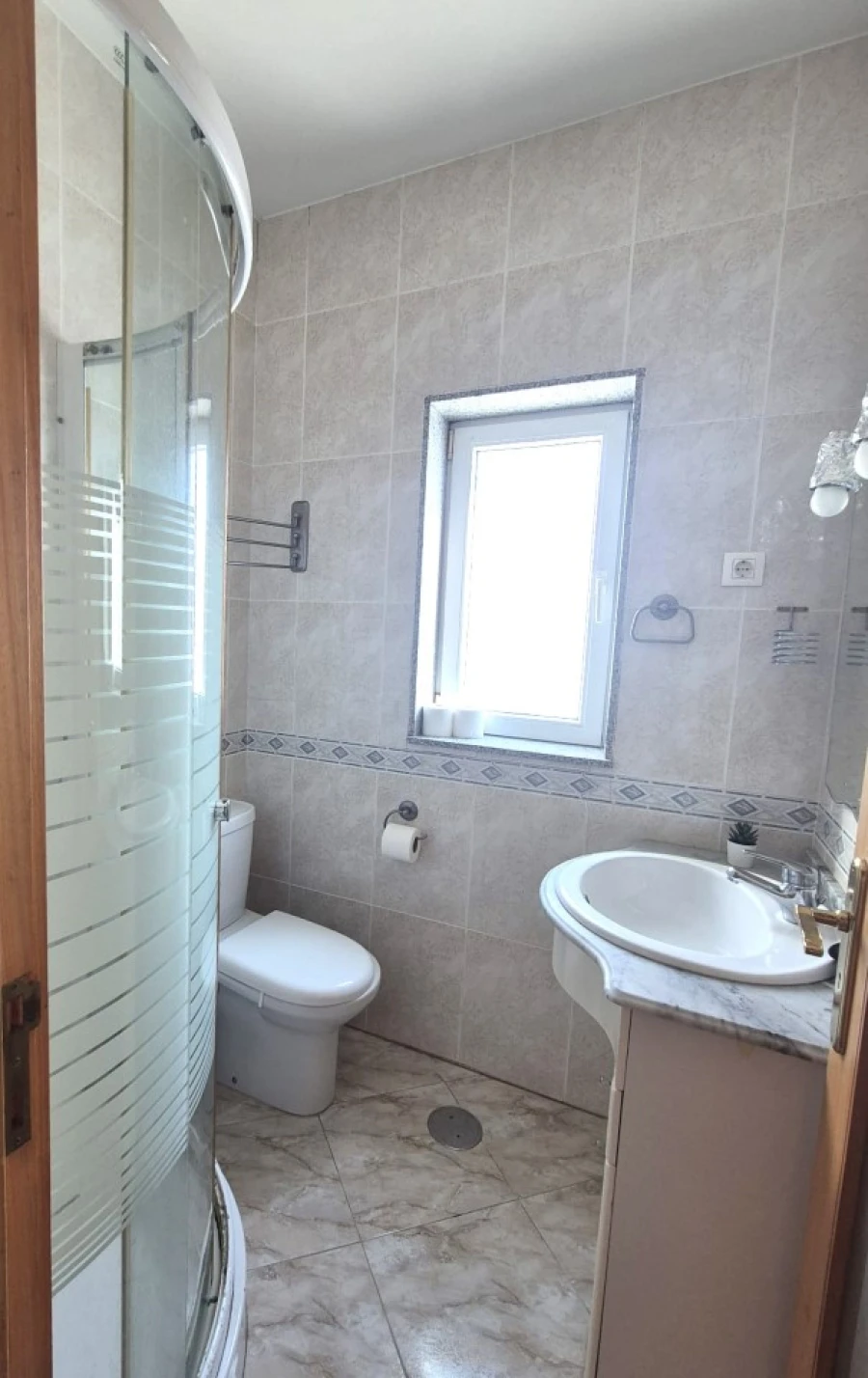 Moradia T4 para Venda em Rio Mau e Arcos Foto 17