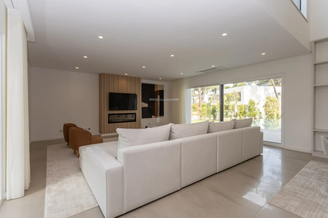 Moradia T5 para Venda em Charneca de Caparica e Sobreda Foto 16