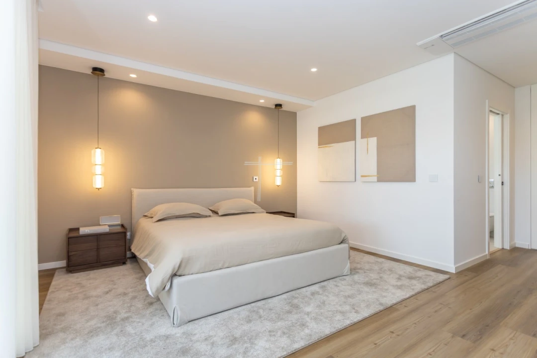 Moradia T5 para Venda em Charneca de Caparica e Sobreda Foto 37