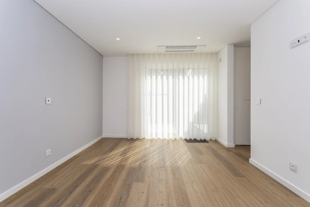 Moradia T5 para Venda em Charneca de Caparica e Sobreda Foto 77