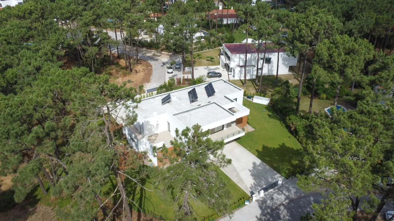 Moradia T5 para Venda em Charneca de Caparica e Sobreda Foto 101