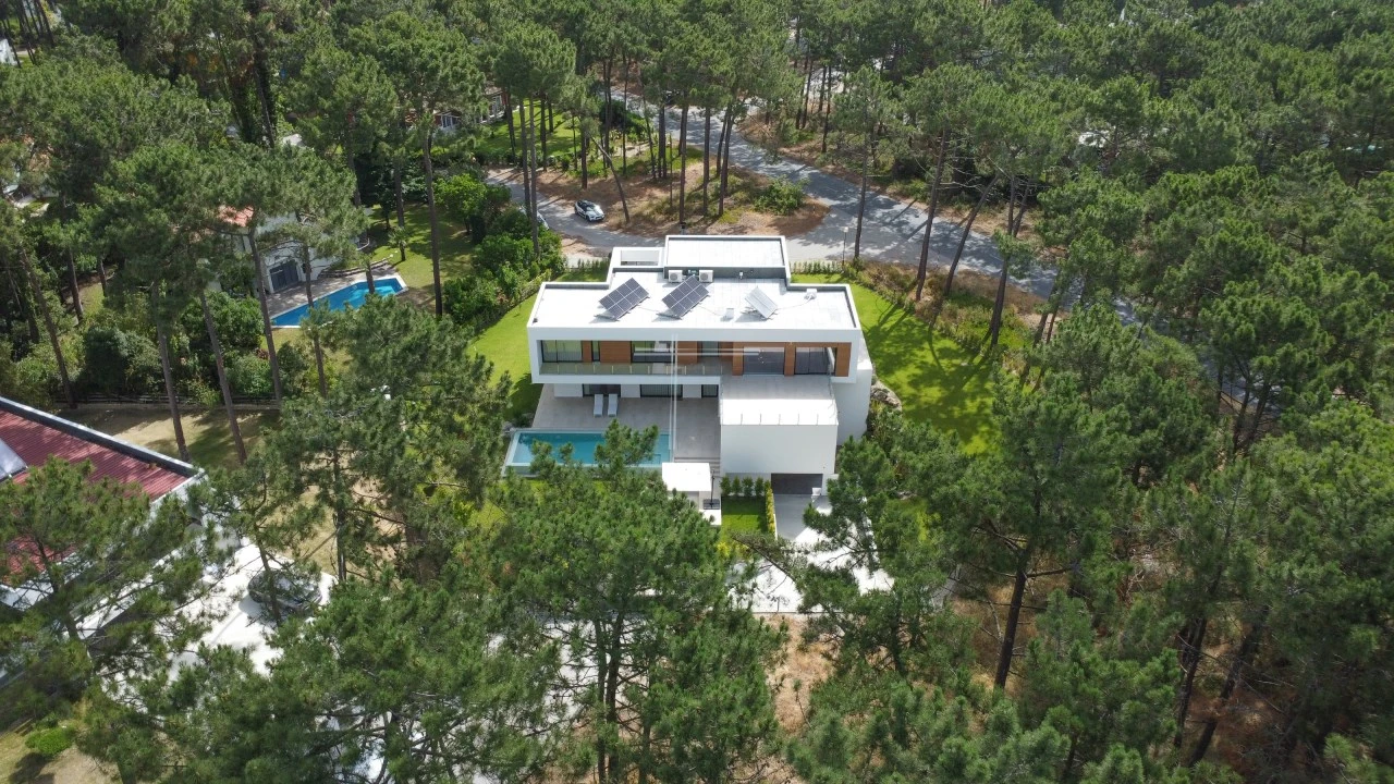 Moradia T5 para Venda em Charneca de Caparica e Sobreda Foto 102