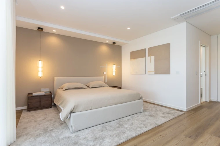 Moradia T5 para Venda em Charneca de Caparica e Sobreda Foto 37