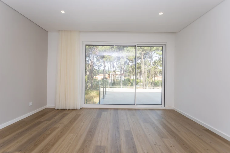 Moradia T5 para Venda em Charneca de Caparica e Sobreda Foto 48