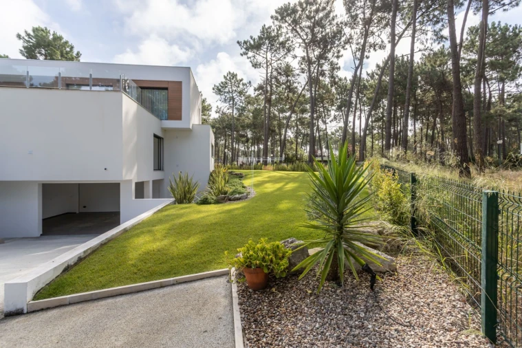 Moradia T5 para Venda em Charneca de Caparica e Sobreda Foto 93