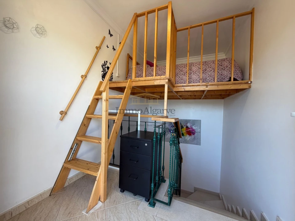 Apartamento T1 para Venda em Guia Foto 24