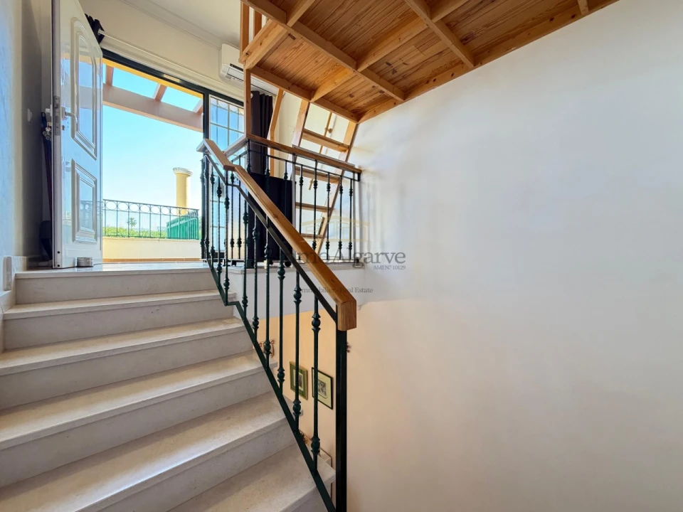 Apartamento T1 para Venda em Guia Foto 23