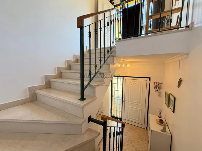 Apartamento T1 para Venda em Guia Foto 22